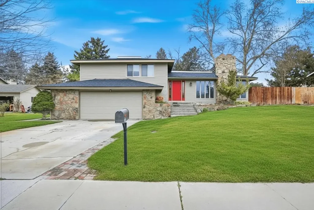 1136 Catskill St, Richland