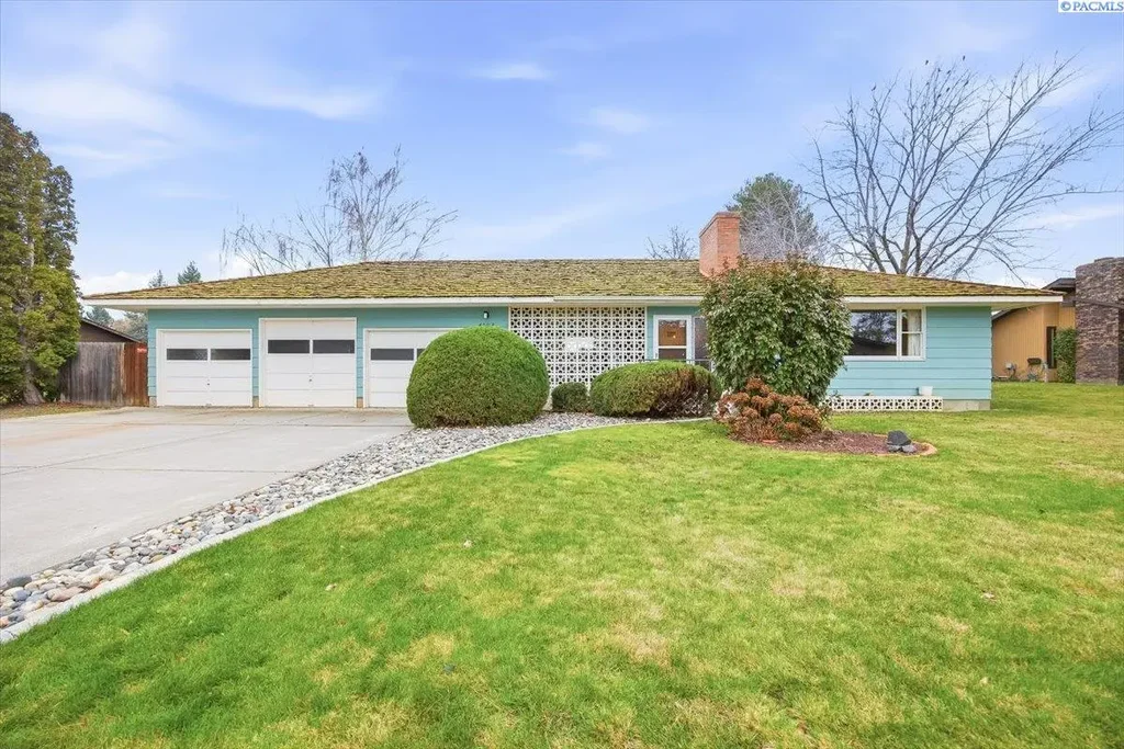 4007 W 18th Ave, Kennewick