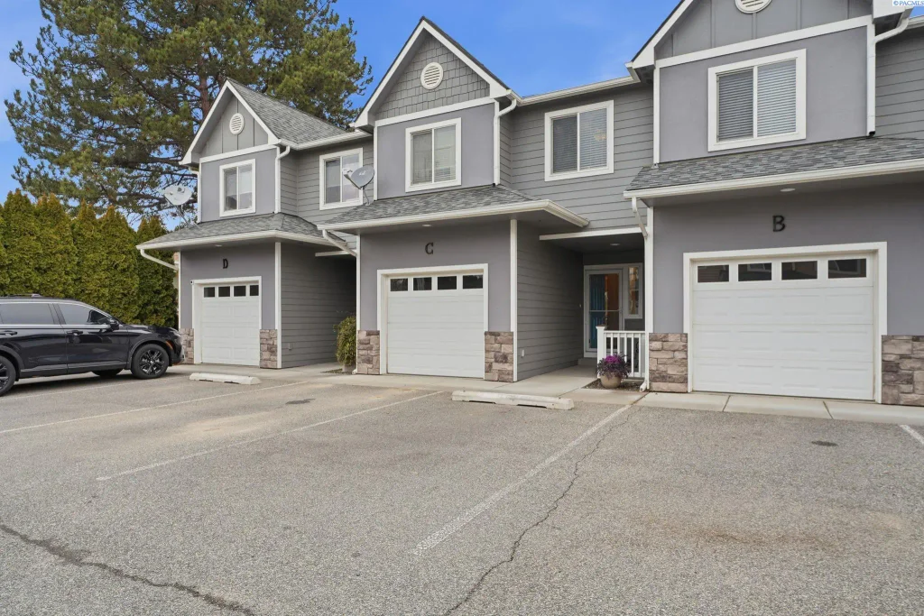 80 S Dawes St Unit C, Kennewick