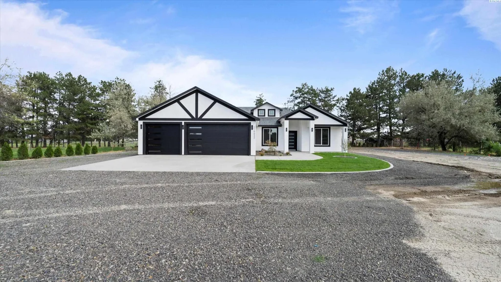 215622 E Sr 397, Kennewick