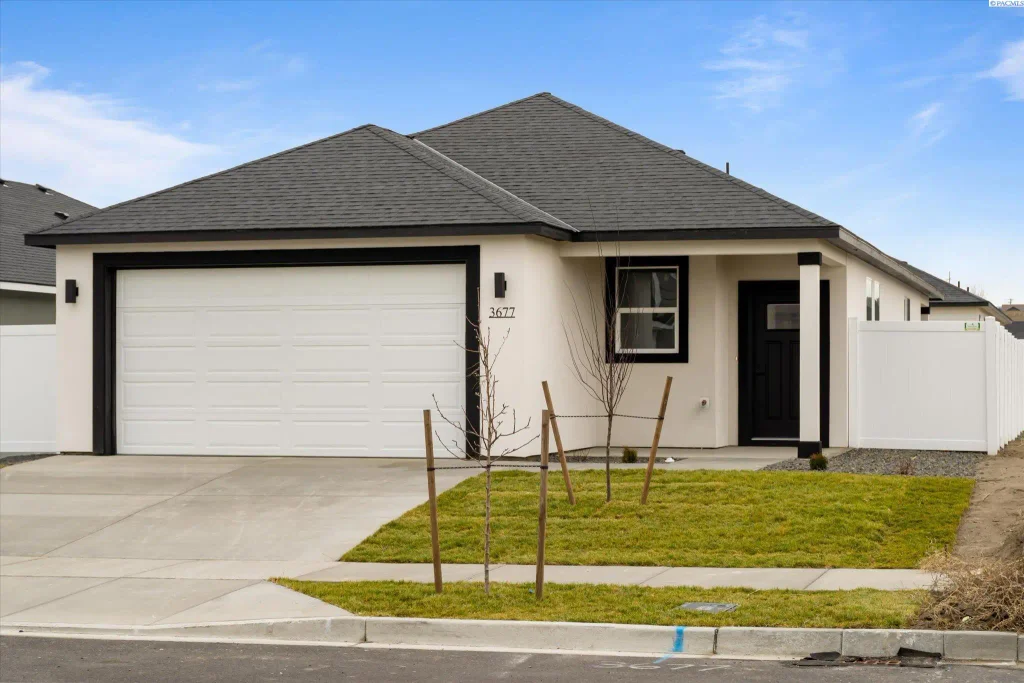 3654 Nuthatch St, Richland