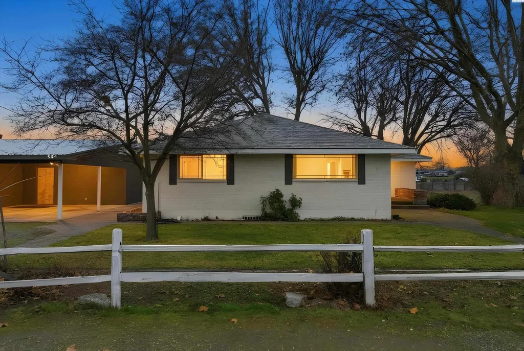 5104 W Dradie St, Pasco