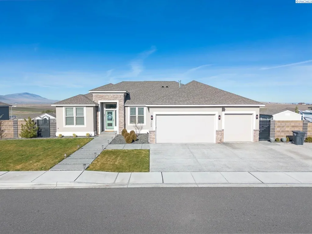 7060 Ithaca Street, West Richland
