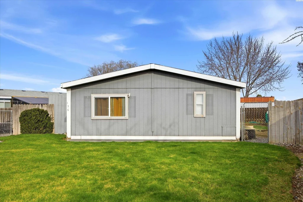 2917 W 19th Ave Spc 156, Kennewick