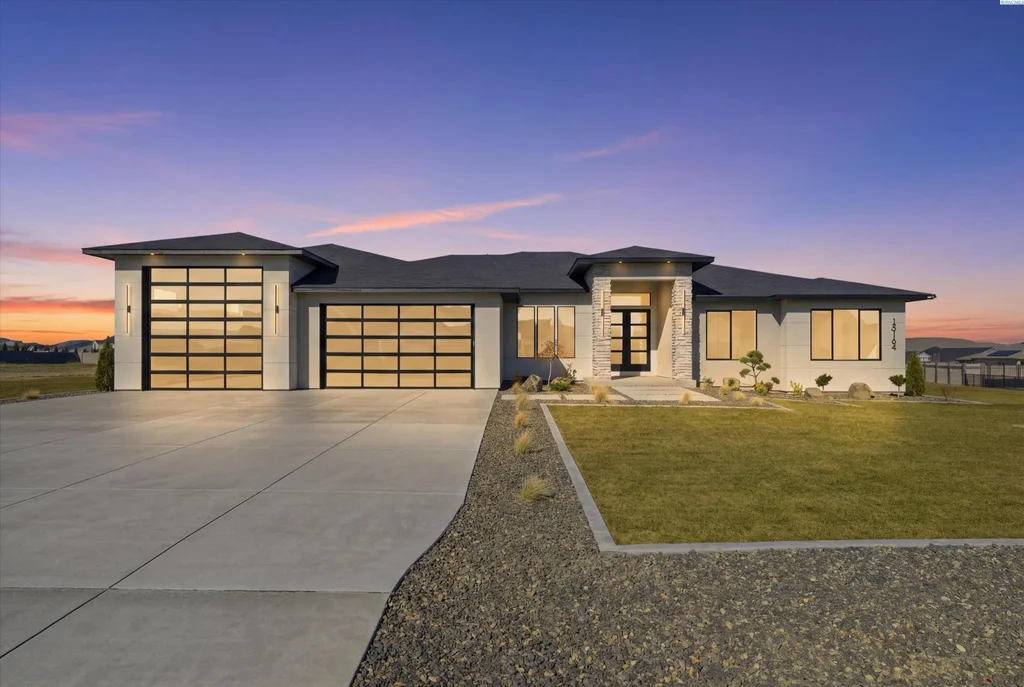 15164 Furlong Ln, Kennewick