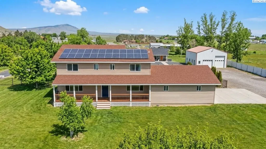 42212 E Ridgecrest Loop Ne, Benton City