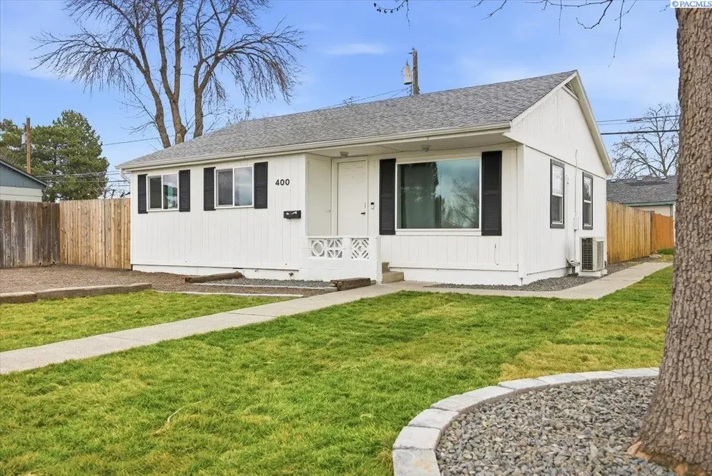 400 Smith Ave, Richland
