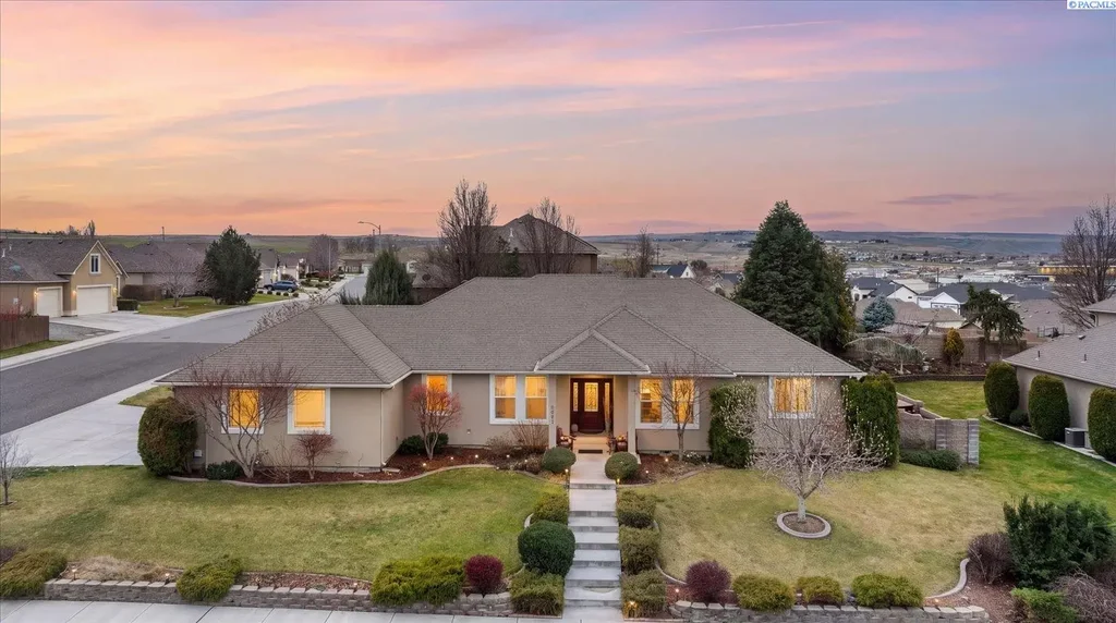 8903 W 6th Ave, Kennewick