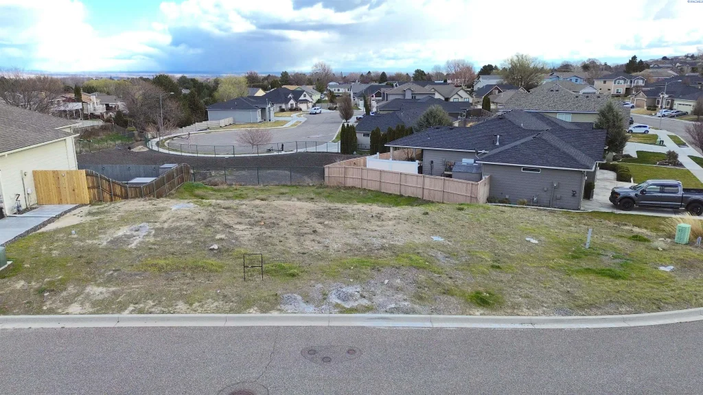 4201 S Zillah St, Kennewick