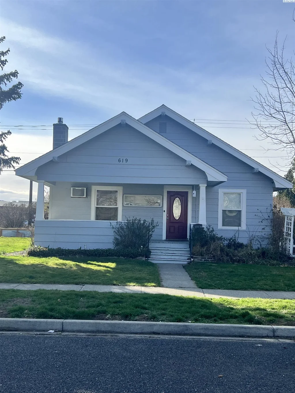 619 Court St, Prosser