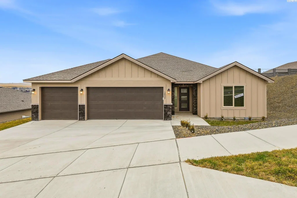 2834 S Penn St, Kennewick