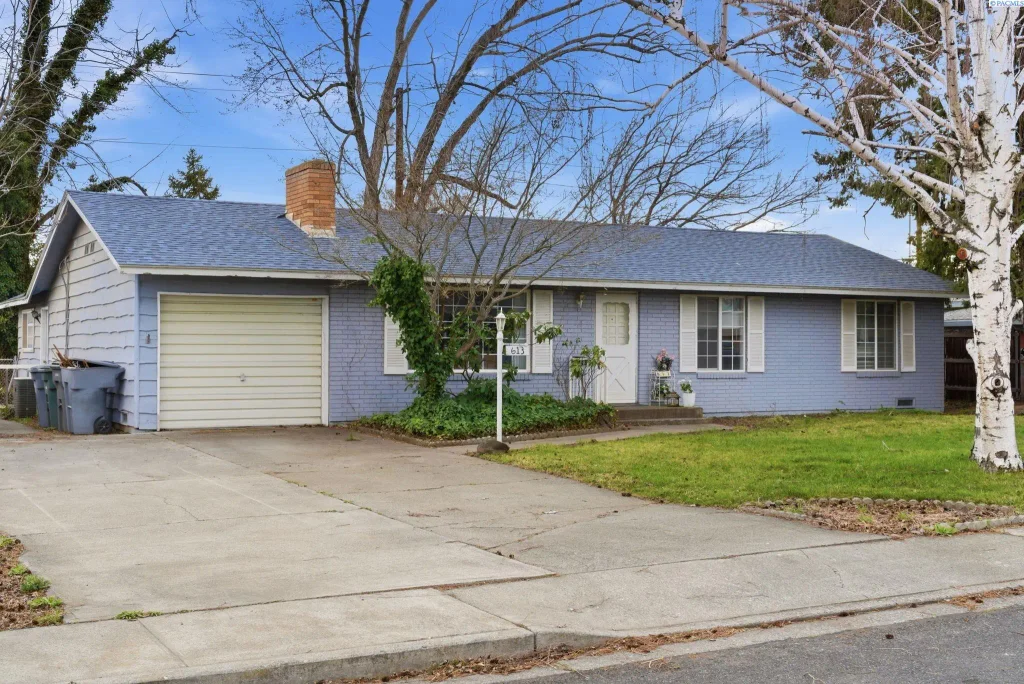 613 Fuller St, Richland
