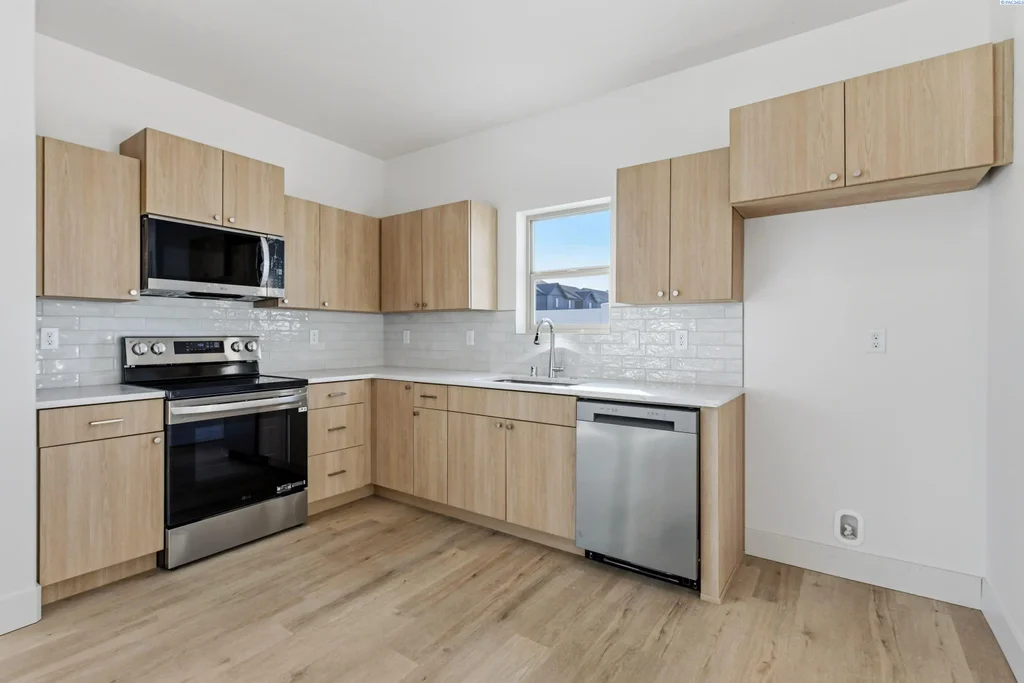 302 Kraus Ct, West Richland