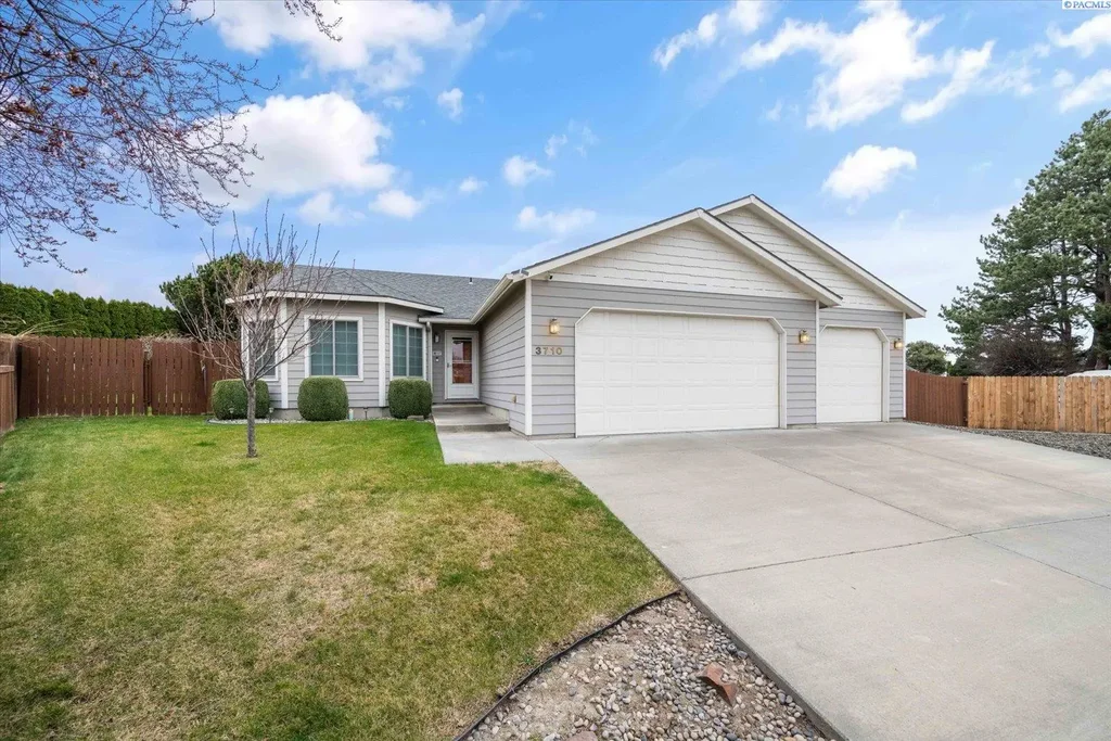 3710 S Sharron, Kennewick