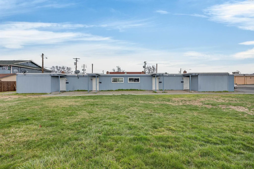 1713 N 10th Ave, Pasco