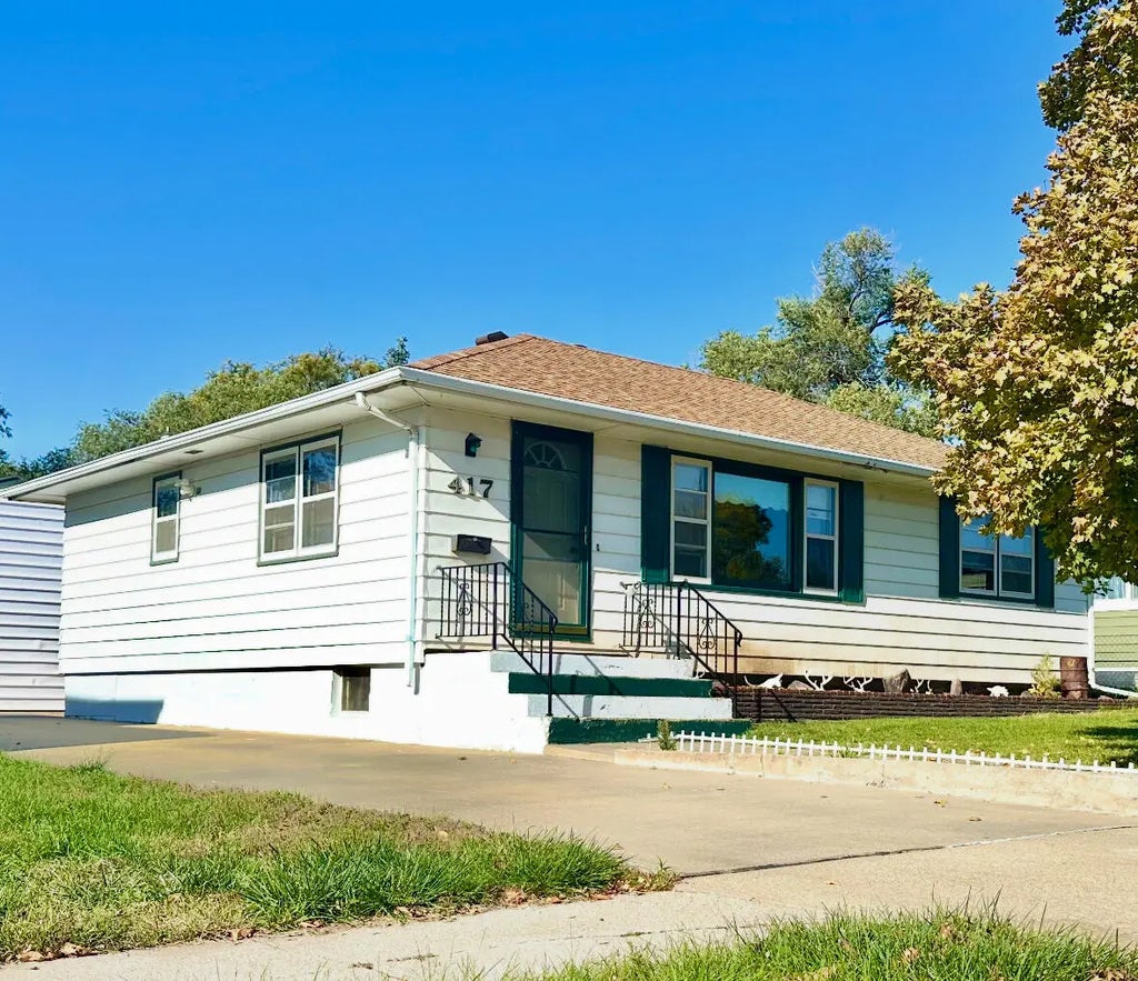 417 S Polk Avenue, Pierre