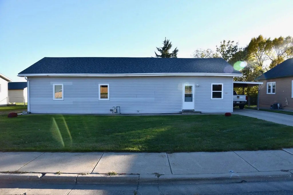 1421 E Park Street, Pierre