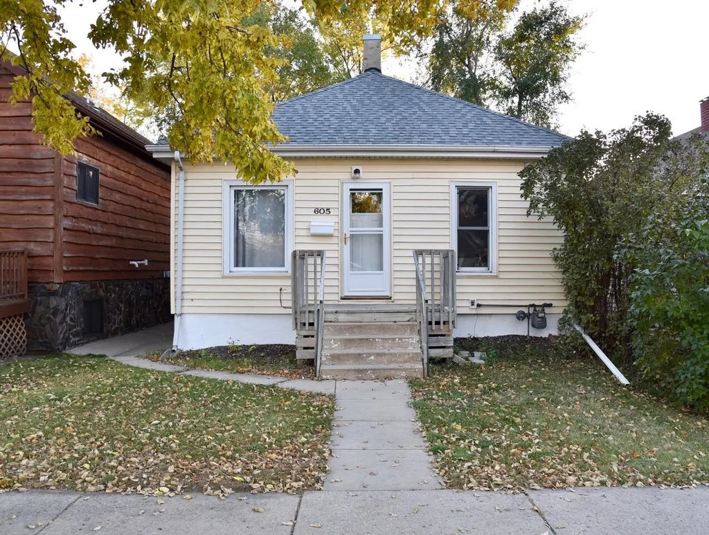 605 E Dakota Avenue, Pierre