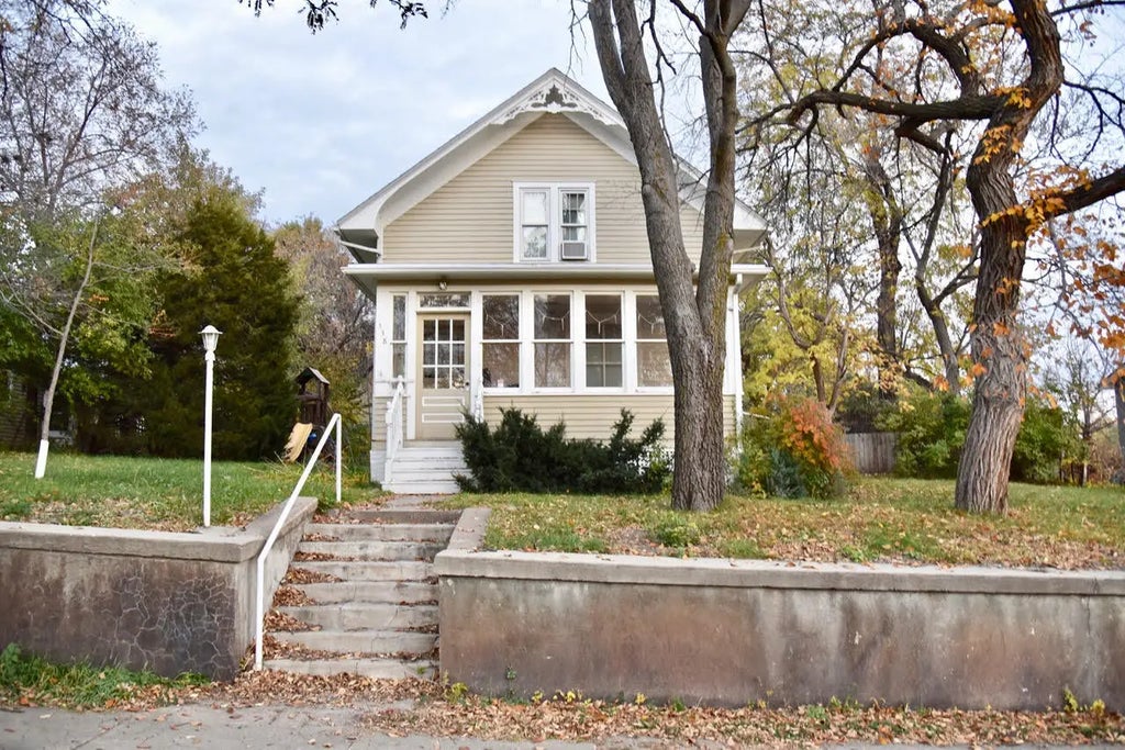 338 N Highland Avenue, Pierre