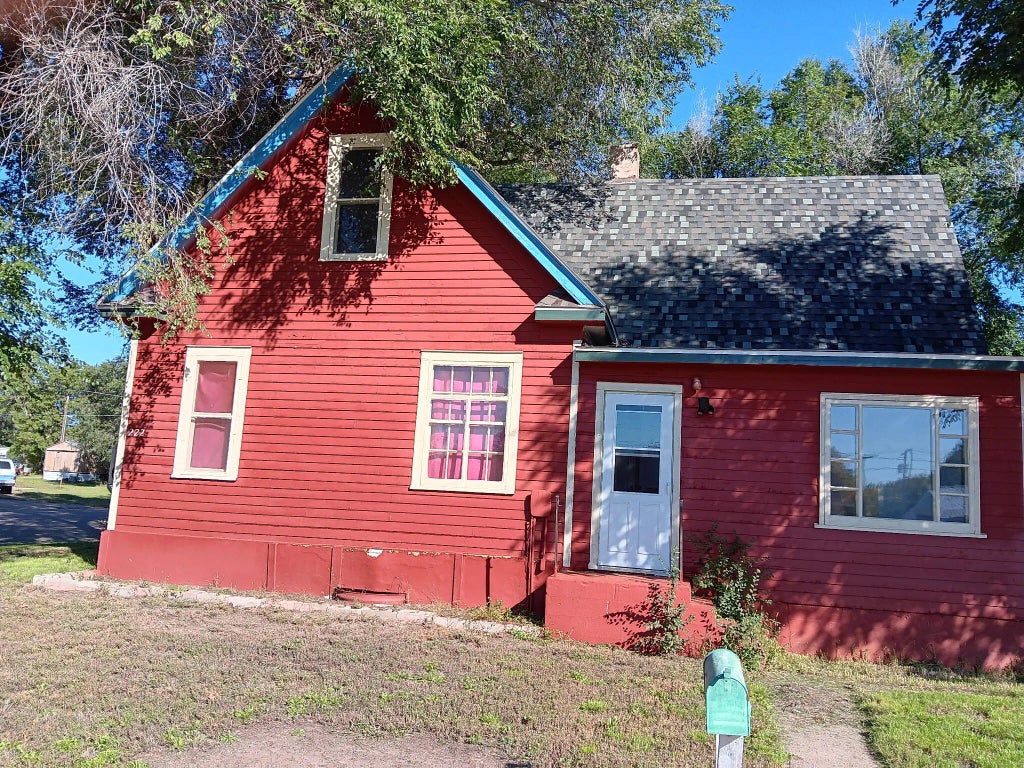 222 8th Avenue E, Mobridge