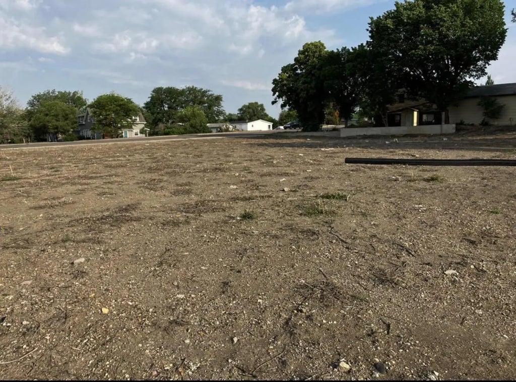 900 N Euclid Avenue, Pierre