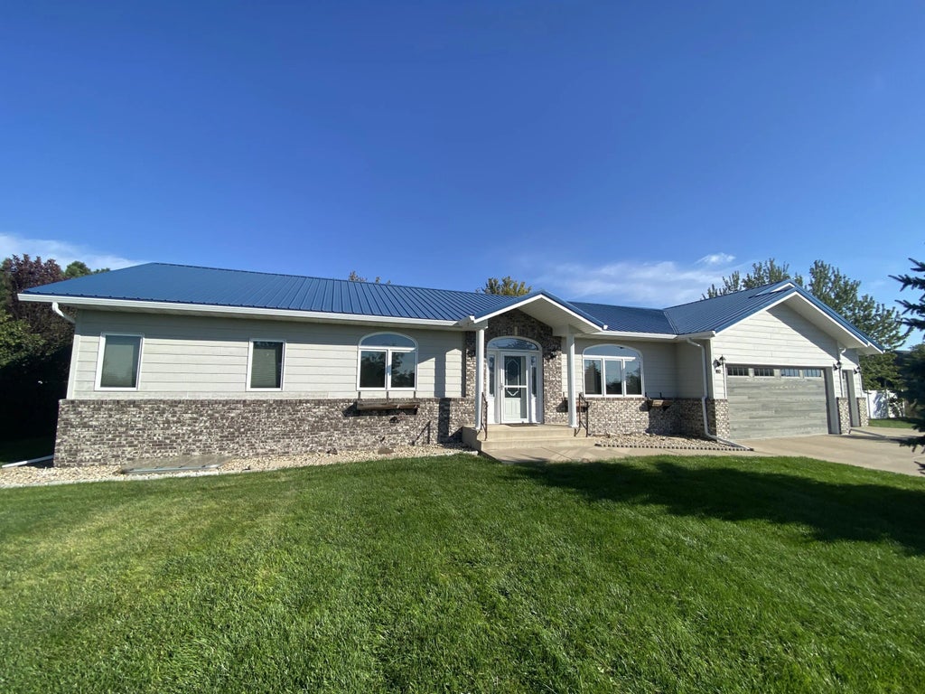 28884 Puckett Street, Pierre