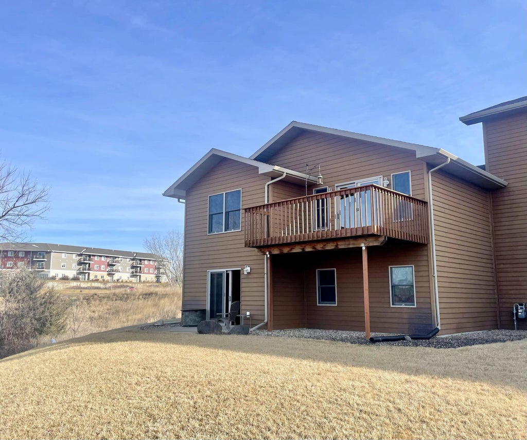 1621 Abbey Road, Pierre