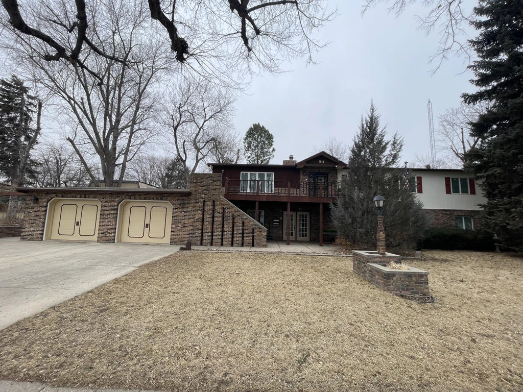 911 2nd Avenue W, Mobridge