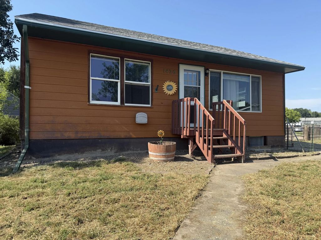 1426 E Dakota Avenue, Pierre