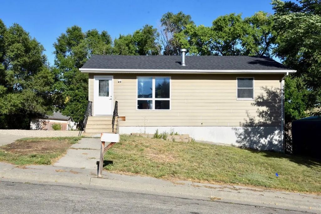 112 Bulow Drive, Pierre