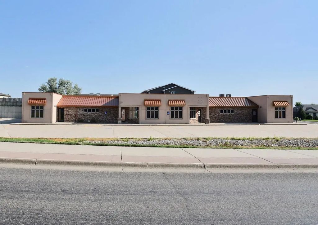 1714 Abbey Road, Pierre