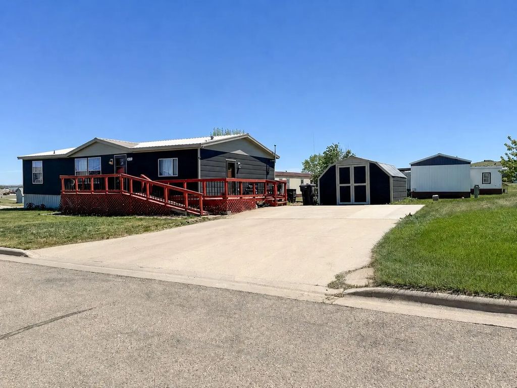 103 Telegraph Trail, Ft. Pierre