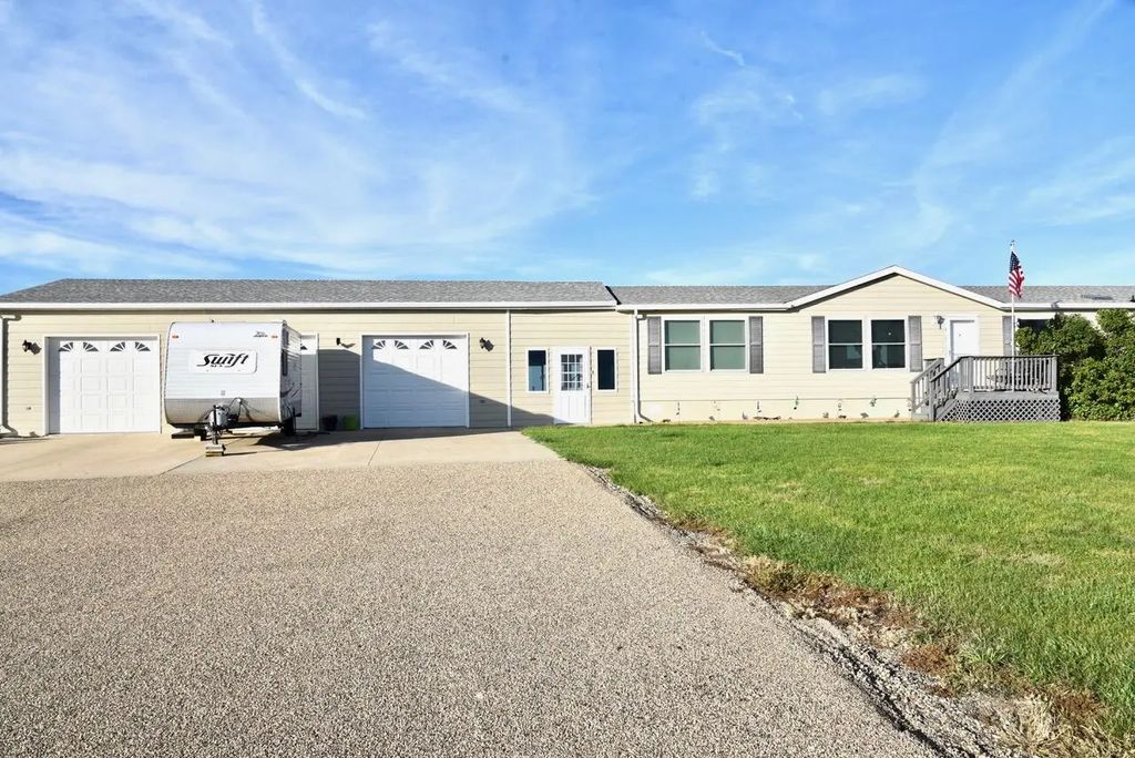 20356 State Hwy 1806, Ft. Pierre