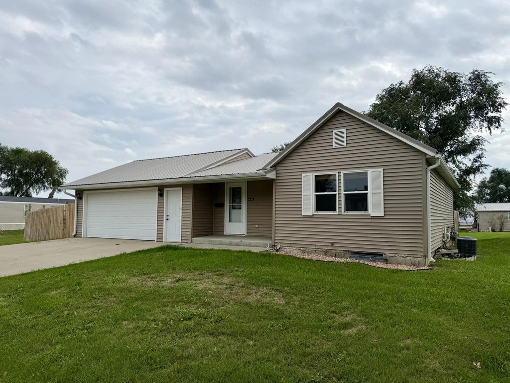 411 W 1st Avenue, Ft. Pierre