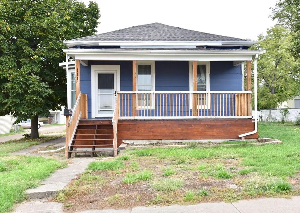 111 S Central Avenue, Pierre