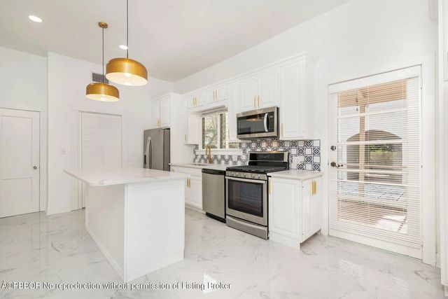 2 of 40 - 232 Rugby Road, West Palm Beach, FL