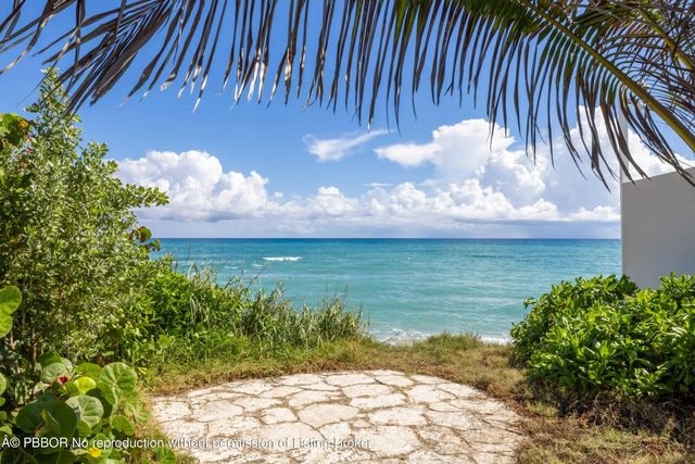 4 of 19 - 1048 S Ocean Boulevard, Palm Beach, FL