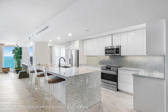 4 of 43 - 3600 S Ocean Boulevard 502, Palm Beach, FL