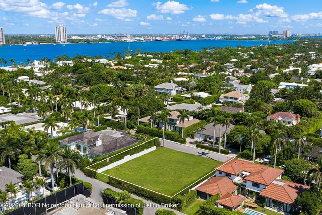 5 of 7 - 226 List Road, Palm Beach, FL