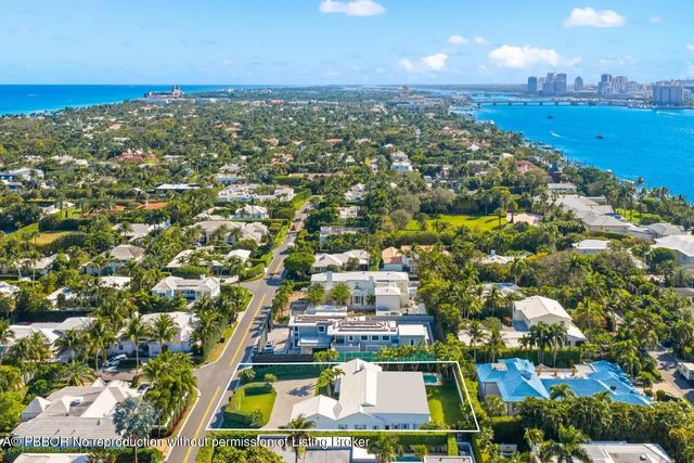 3 of 21 - 624 N Lake Way, Palm Beach, FL