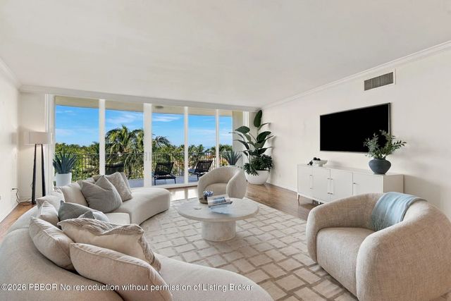 5 of 37 - 100 Royal Palm Way G-5, Palm Beach, FL