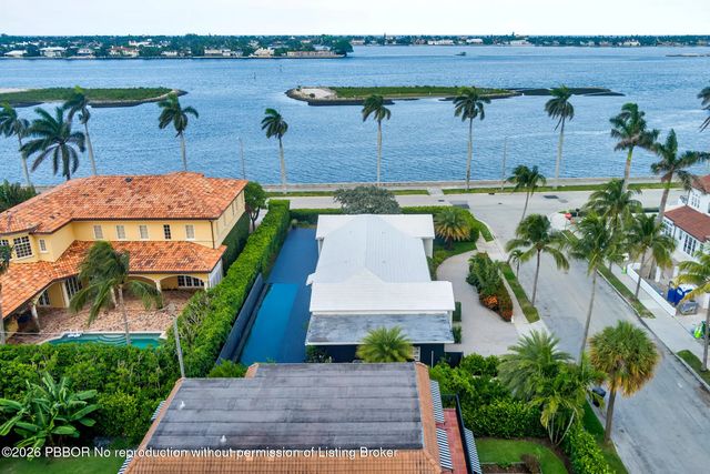 2 of 11 - 185 Almeria Road, West Palm Beach, FL