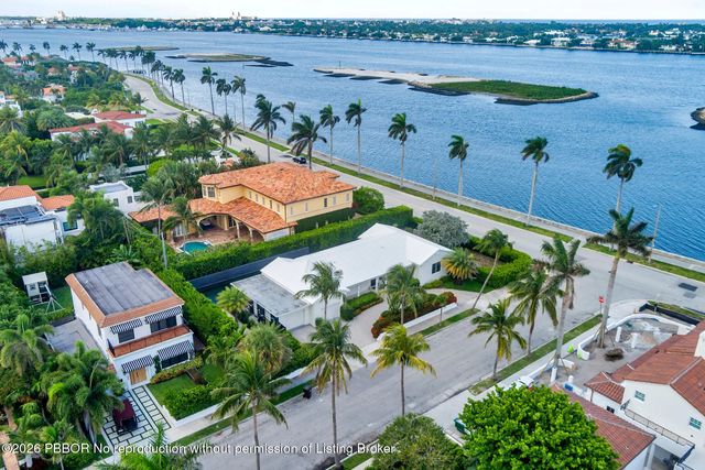 3 of 11 - 185 Almeria Road, West Palm Beach, FL
