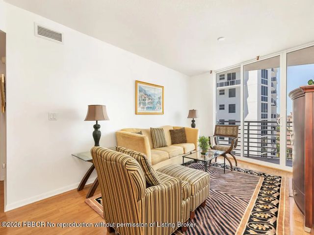 4 of 34 - 1551 N Flagler Drive 903, West Palm Beach, FL
