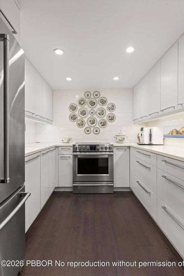 3 of 19 - 1200 S Flagler Drive 705, West Palm Beach, FL