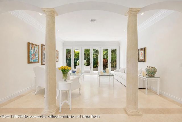 3 of 20 - 286 Jamaica Lane, Palm Beach, FL