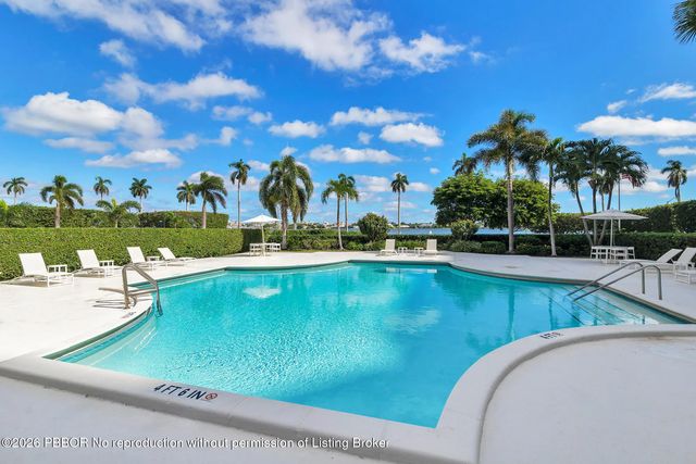 5 of 39 - 1801 S Flagler Drive 1007, West Palm Beach, FL