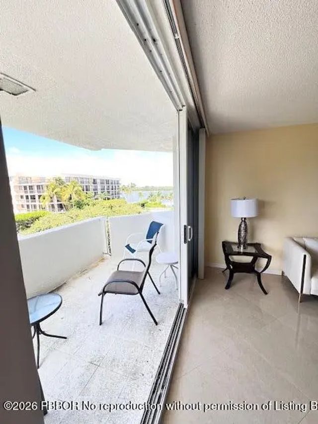5 of 41 - 2773 S Ocean Boulevard 414, Palm Beach, FL