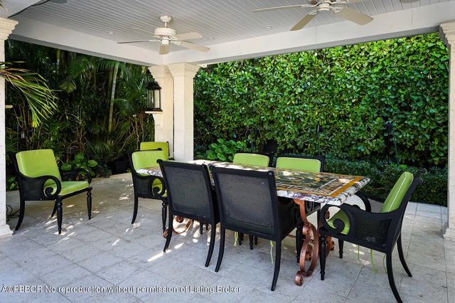 5 of 28 - 202 Coral Lane, Palm Beach, FL