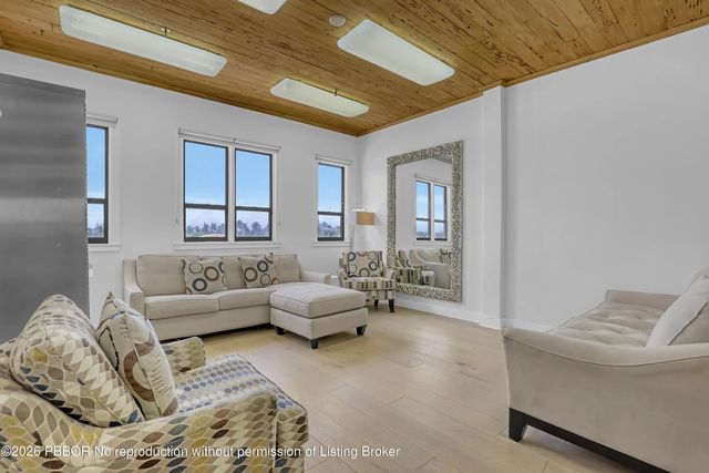 5 of 14 - 235 Sunrise Avenue Ph 7, Palm Beach, FL